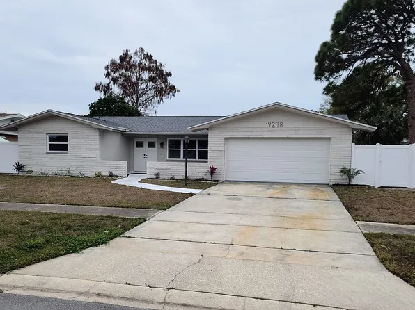 9278 78th Pl, Seminole, FL 33777