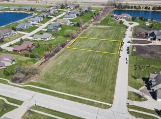1095 Pine Lake Dr, Fond Du Lac, WI 54935