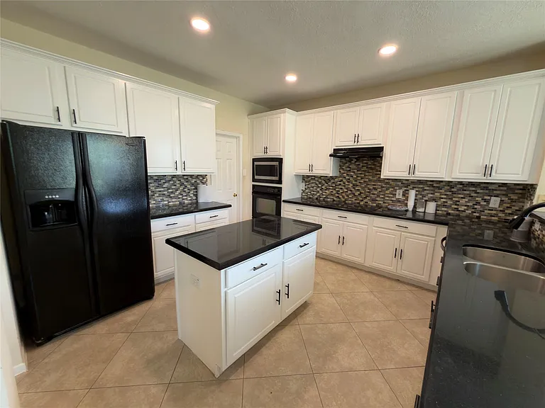 4110 Royal Plantation Ln — Photo 17