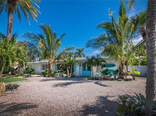 422 S Washington Dr, Sarasota, FL 34236