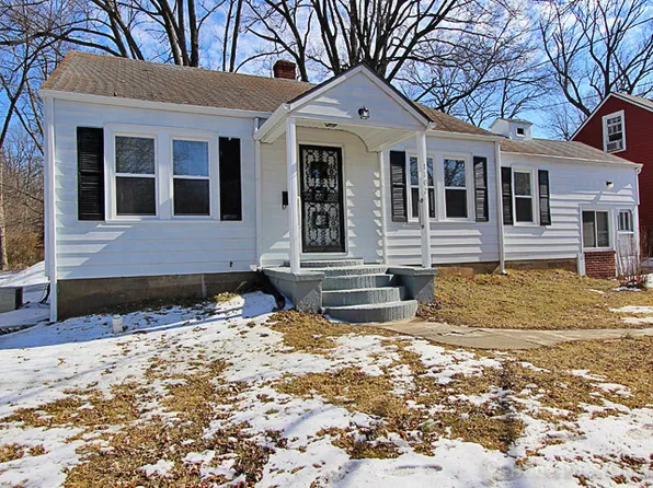 1102 N West End Blvd, Cape Girardeau, MO 63701