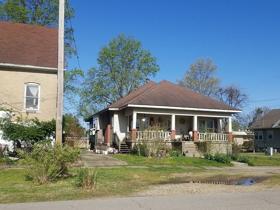 315 N Locust St, Dexter, MO 63841 Zillow