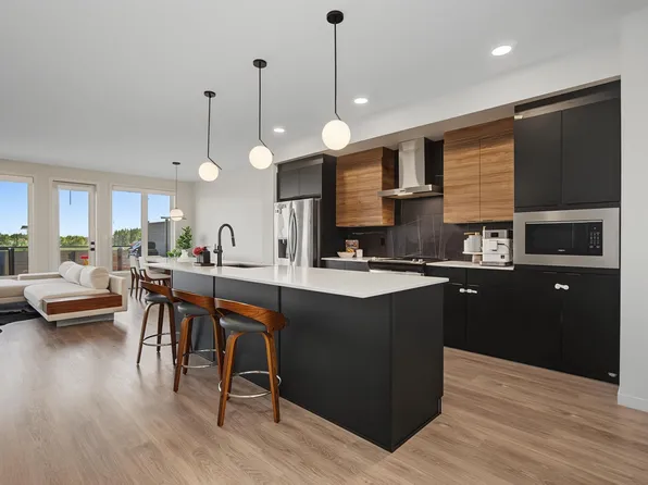 3313 Kulay Way SW, Edmonton, AB T6W 5E7