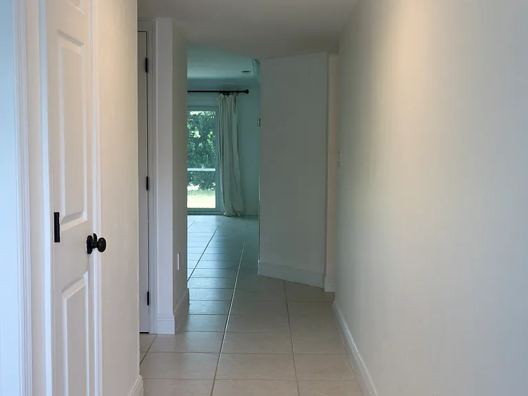 Cypress Way E — Photo 4