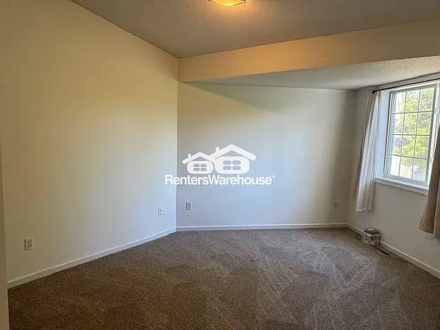 2088 Mainstreet — Photo 12