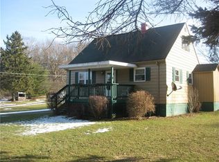 962 Leesburg Station Rd, Volant, PA 16156