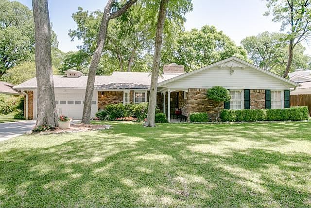 1st image of 3113 Sweetbriar Ln