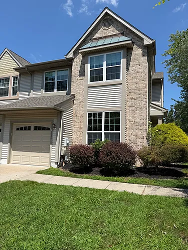112 Lincoln Ln Photo 1