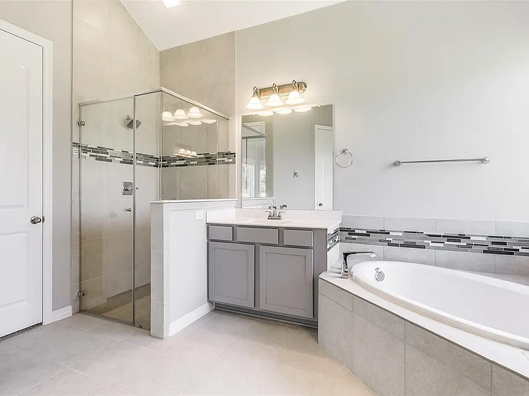 4227 Carol Ridge Dr — Photo 20