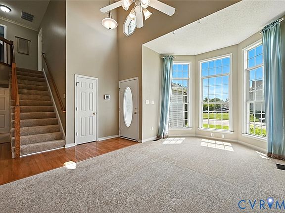 4th image of 501 Stone Dale Dr