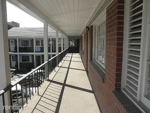 2nd image of 211 E 11th St Ste 204