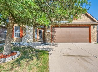 8125 Cedar Lake Ln, Fort Worth, TX 76123