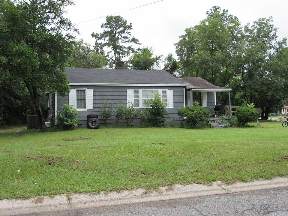 2nd image of 1600 Sunrise Ave