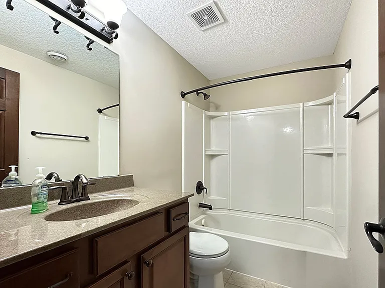 9496 Declaration Dr — Photo 14