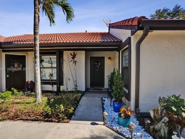 14970 SW 49th Ln #2G, Miami, FL 33185