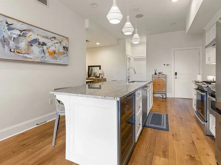 380 Bunker Hill St #210 — Photo 9