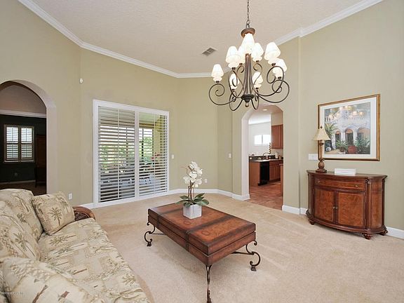 152 Oak Common Ave-6