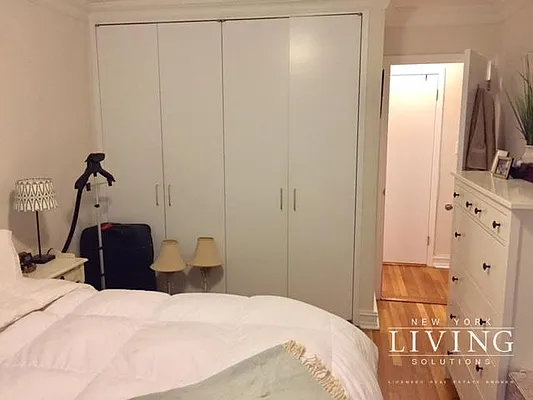 Rented by NY Living Solutions | media 18