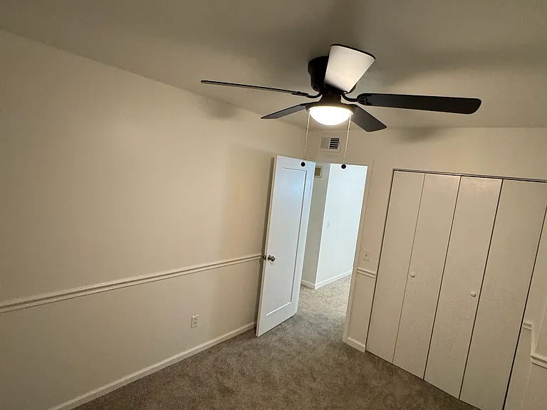 2503 Savoy Dr — Photo 9