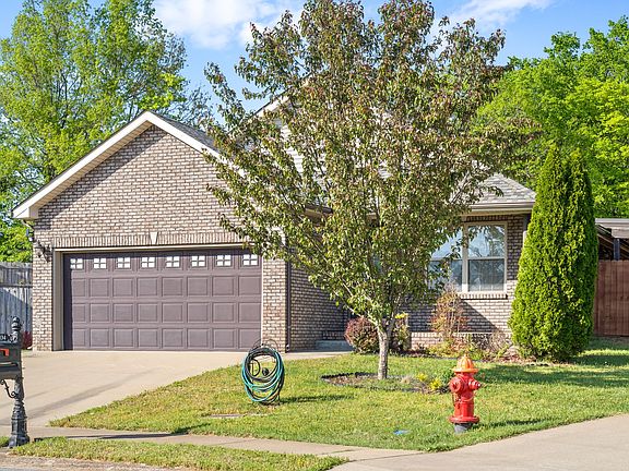 2nd image of 1034 Hendricks Ct