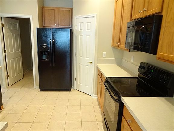2nd image of 3961 Leatherwood Dr