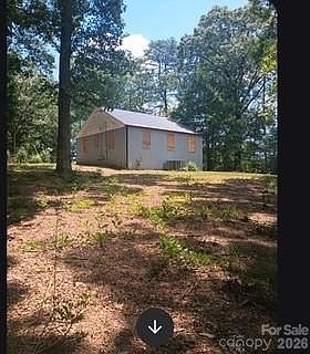 5th image of 660 Colston St