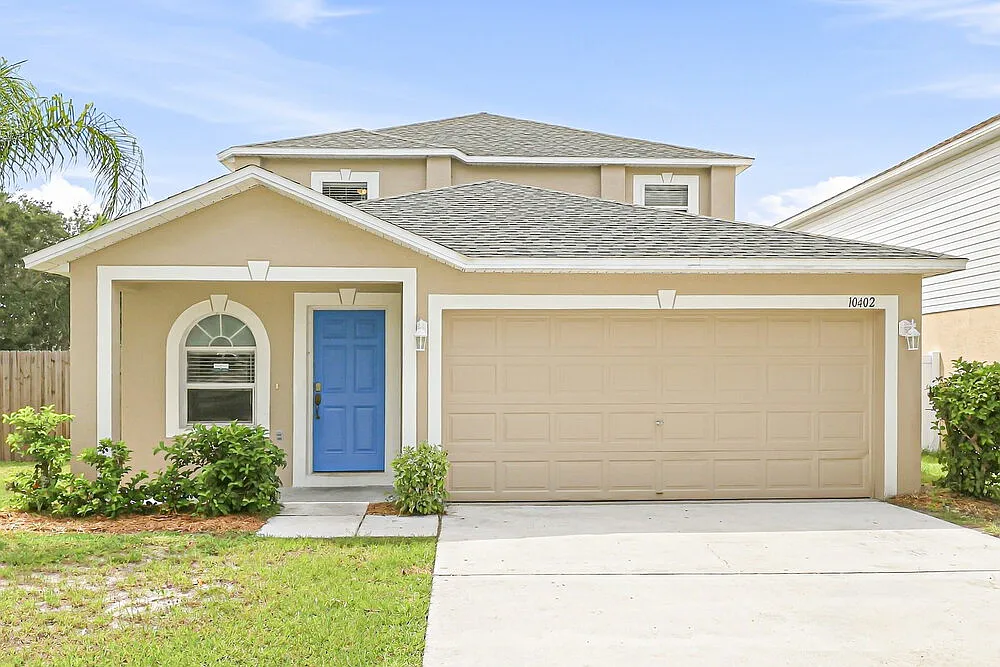 4 bed, 3.0 bath, 2120 sqft, $2,500 — Photo 1