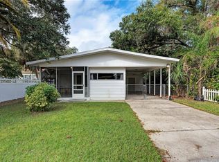 307 Pinewood Ave, Nokomis, FL 34275