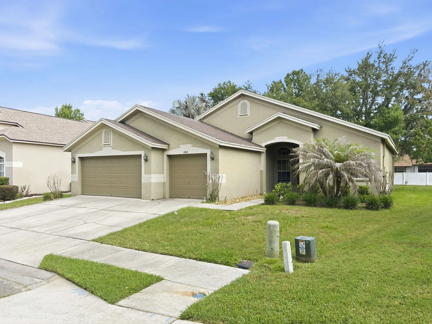 Gorgeous 4/3 Home — Photo 2
