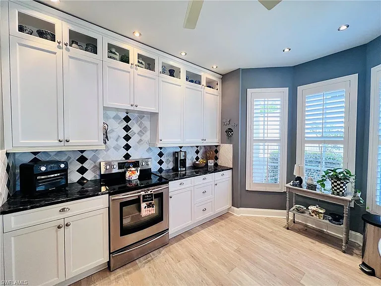3250 W Crown Pointe Blvd #101 — Photo 4