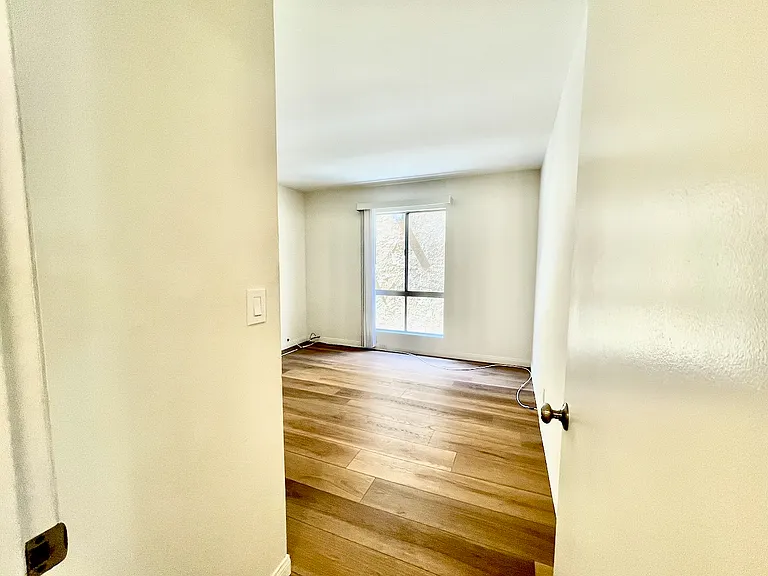 5958 E Naples Plz #NA — Photo 18