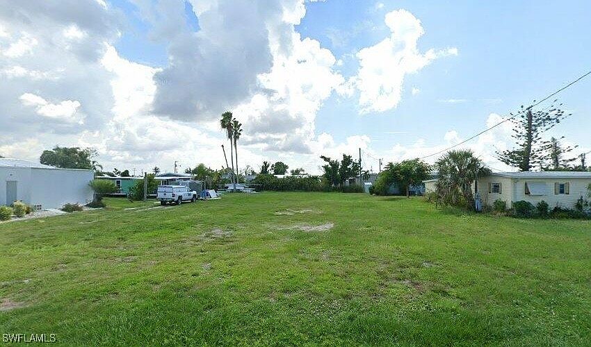 1st image of 4711 Sandpiper Dr
