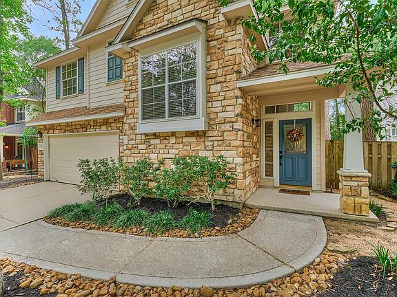 3rd image of 93 N Apple Springs Cir