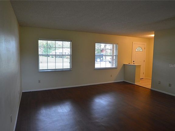 3rd image of 420 Eagle Cir