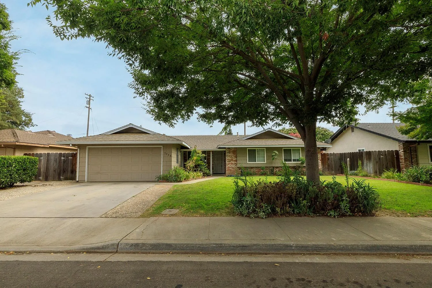 3048 Laramie Dr photo 1