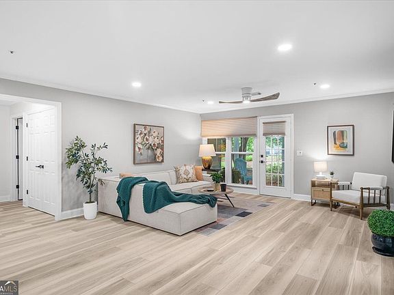 3rd image of 5061 Avalon Dr