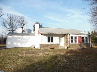15 N Middletown Rd, Media, PA 19063