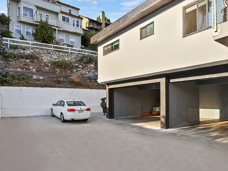 141 San Pascual Ave #C — Photo 15