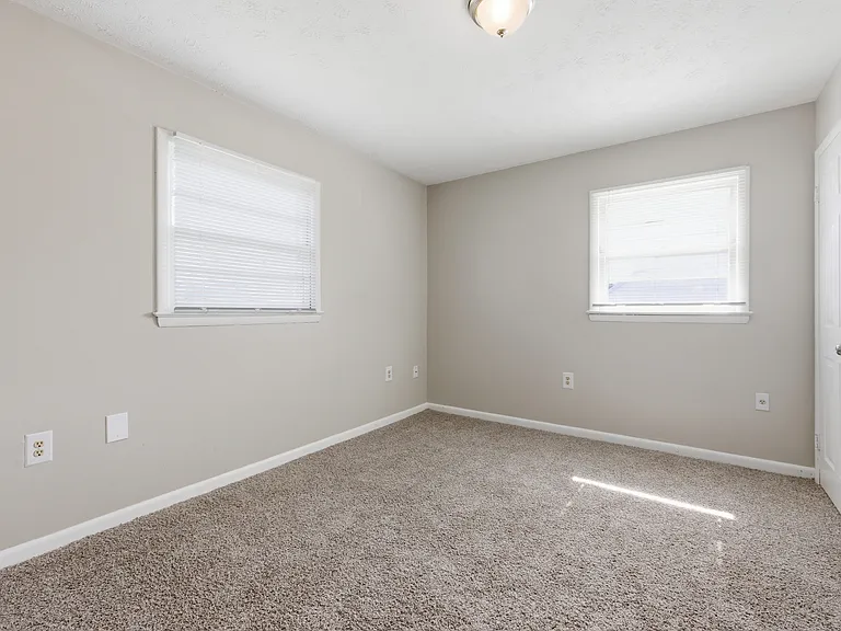 Fay Street Apartments — Photo 18