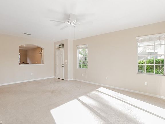 3rd image of 20081 Seagrove St Unit 901