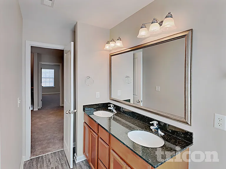 304 Longfellows Ln — Photo 9