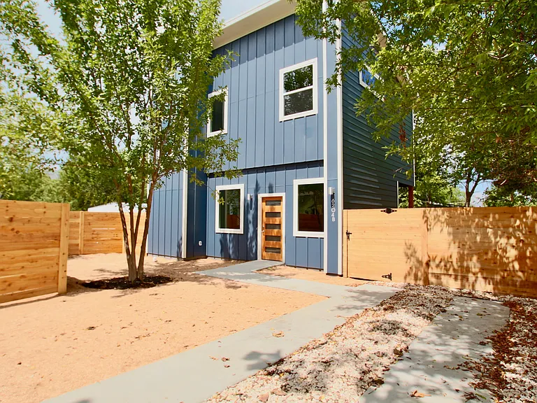 6204 Langham St — Photo 3