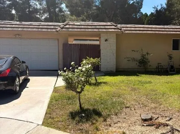 26401 Oak Crossing Rd, Santa Clarita, CA 91321
