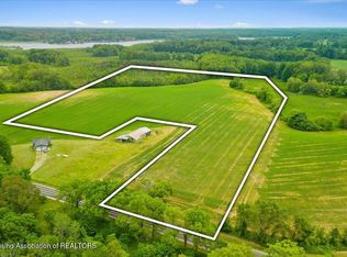 5 Pifer Rd, Delton, MI 49046