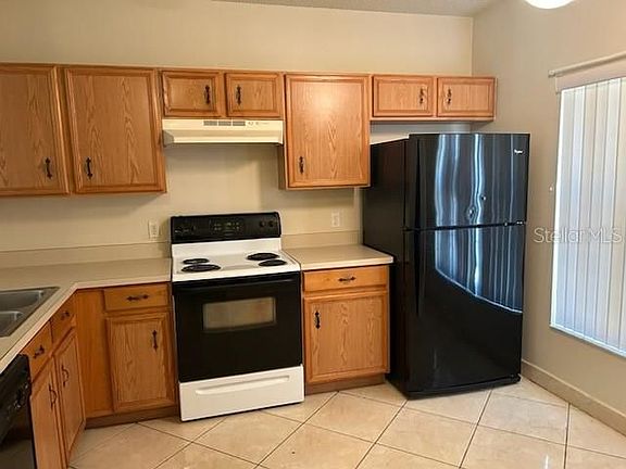 2nd image of 736 Paris Dr