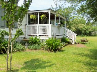 489 Campbell Rd, Ridgeville, SC 29472