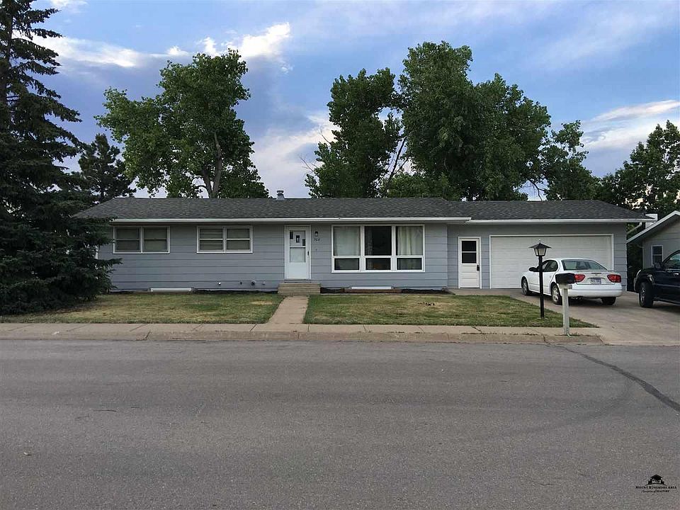 1st image of 308 Lariat Dr