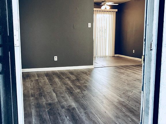 3rd image of 275 La Pala Dr APT 2