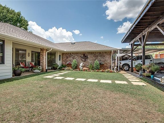 2nd image of 2308 Florence Dr