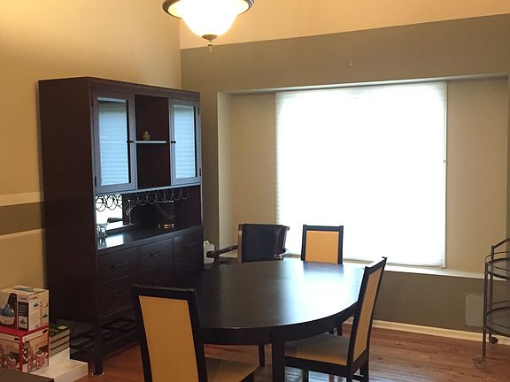 3rd image of 169 Clarken Dr